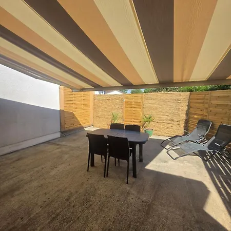 Maison Cosy Avec Grande Terrasse Privative Casa vacanze *